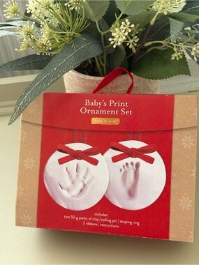 kate & milo Baby Print Ornament Kit - Red Keepsake Set